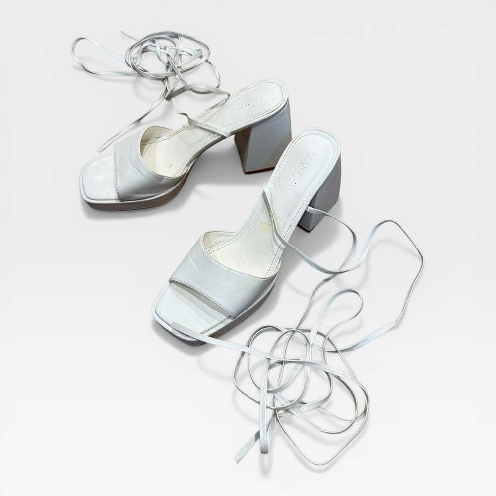 Women's White Strappy Lace-Up Block Heel Sandals